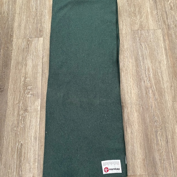 manduka Other - Mandulka wool blanket